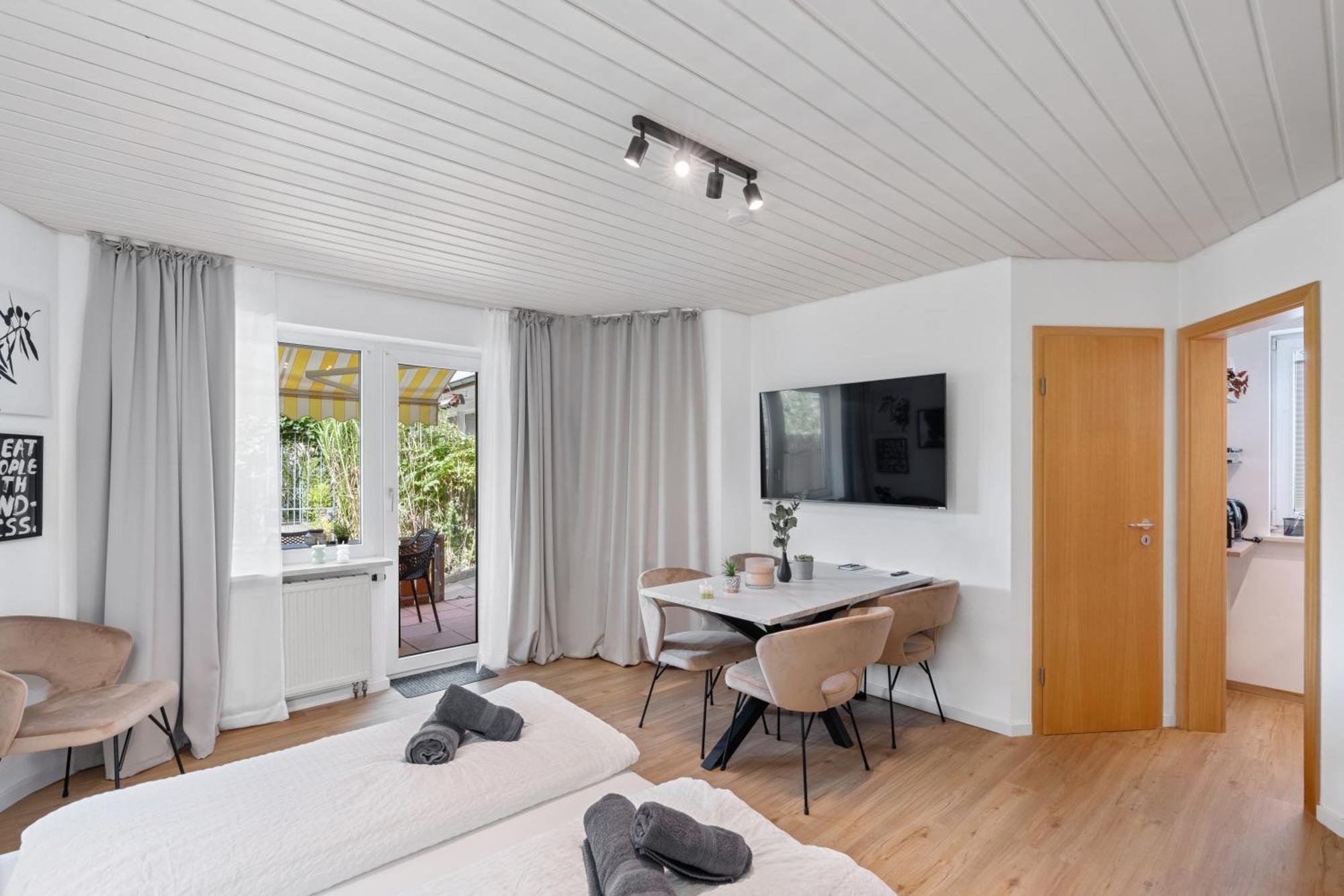 Anytime - Gaestehaus Am Weinberg In Ueberlingen Exteriör bild